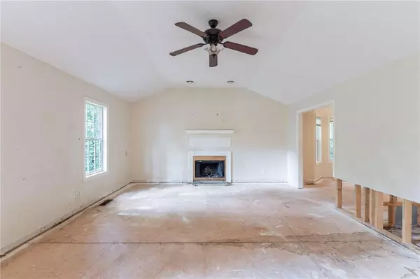 Gainesville, GA 30501,3930 Pine Tree LN