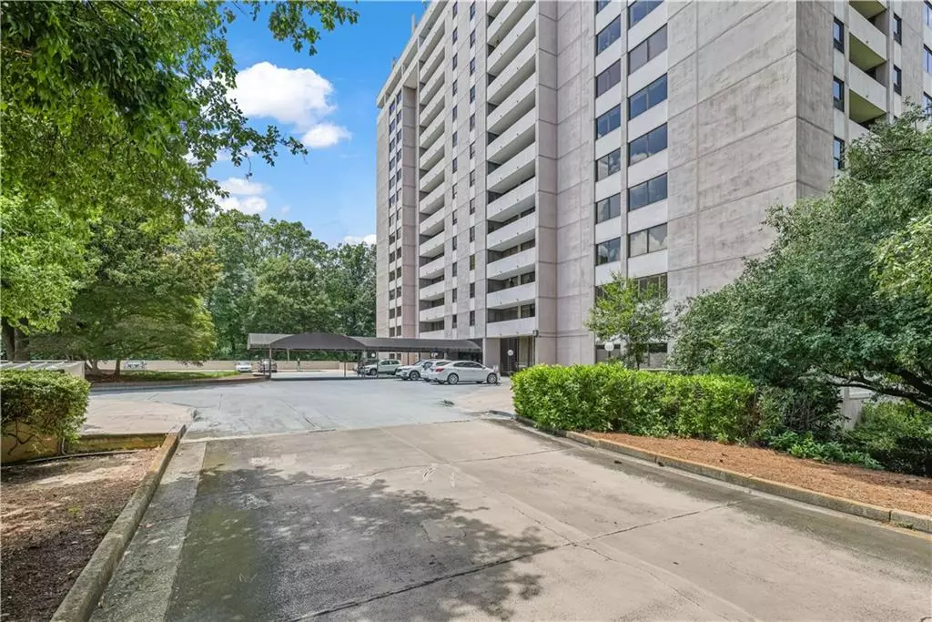 Atlanta, GA 30305,3530 Piedmont RD NE #K8