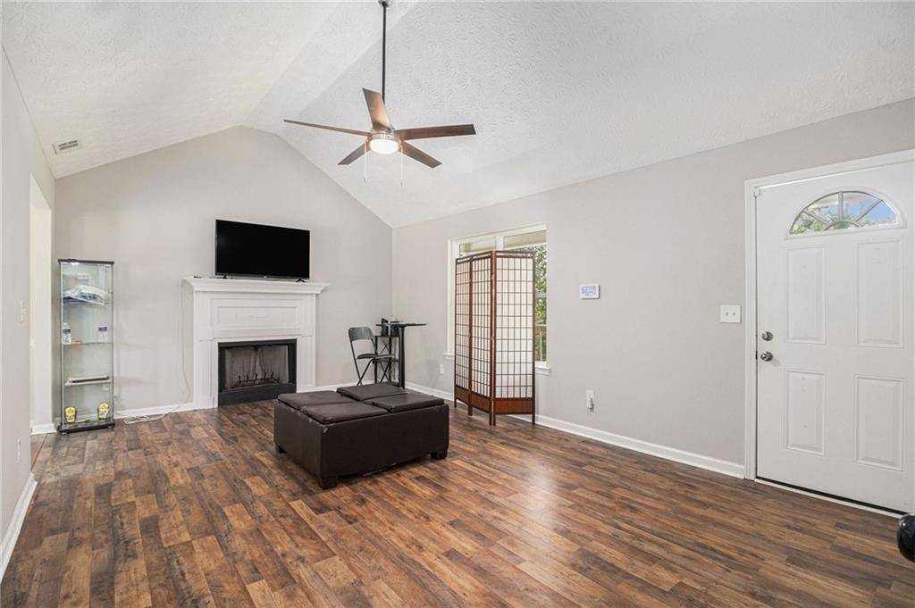 Sharpsburg, GA 30277,28 Fawn CT