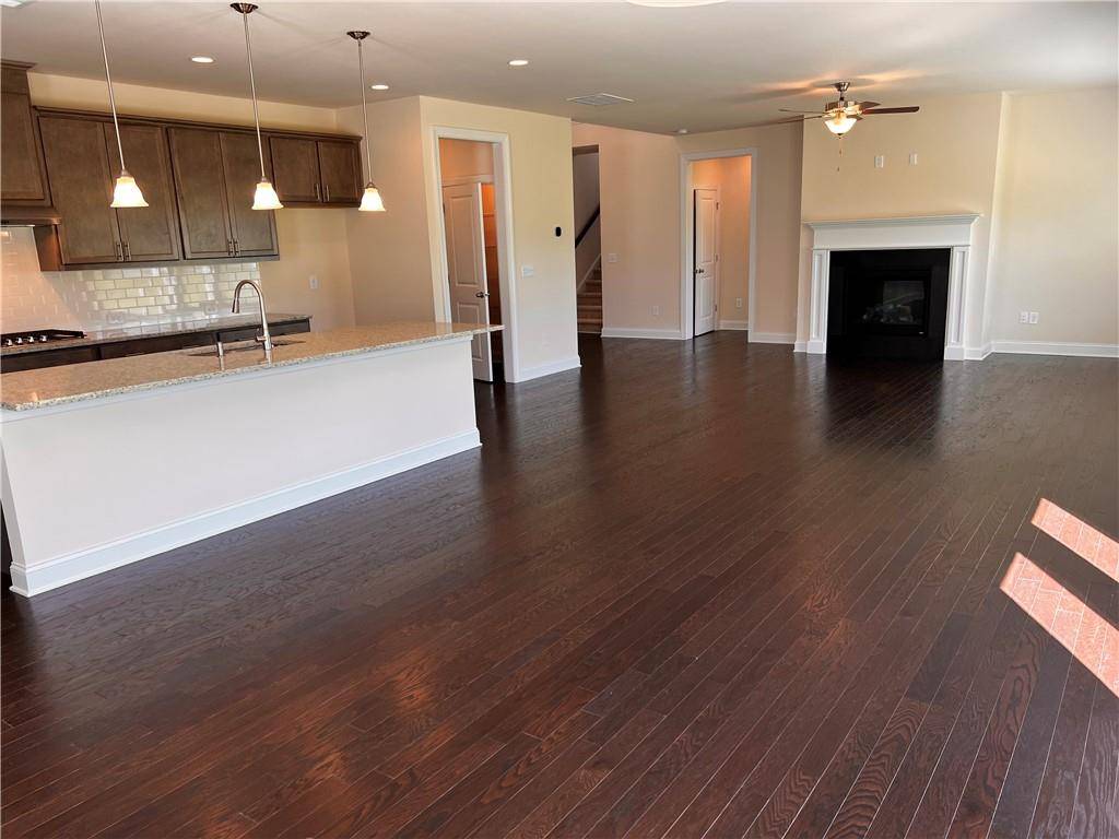 Cumming, GA 30028,3755 Crestland LN