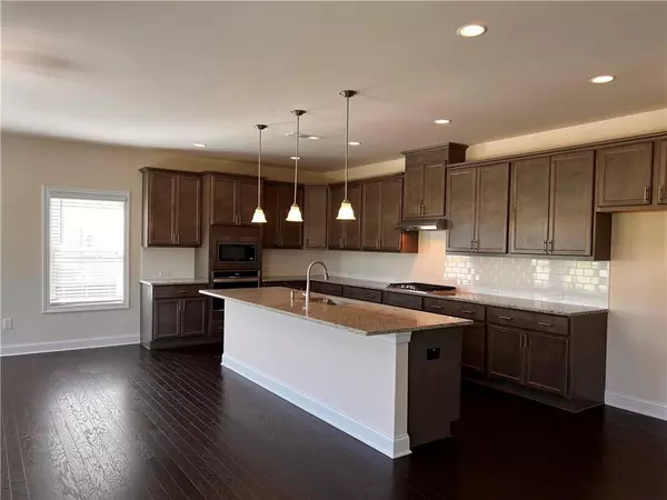 Cumming, GA 30028,3755 Crestland LN