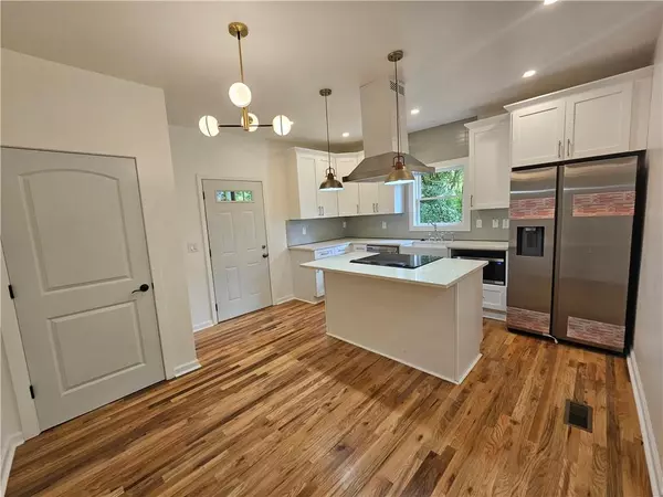 East Point, GA 30344,1497 Elizabeth LN