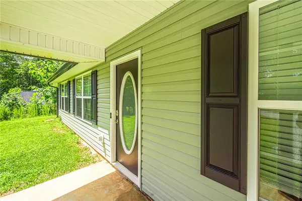 Dahlonega, GA 30533,95 Silver Fox CT