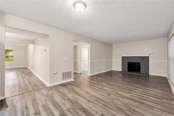Alpharetta, GA 30022,10545 Virginia Pine LN