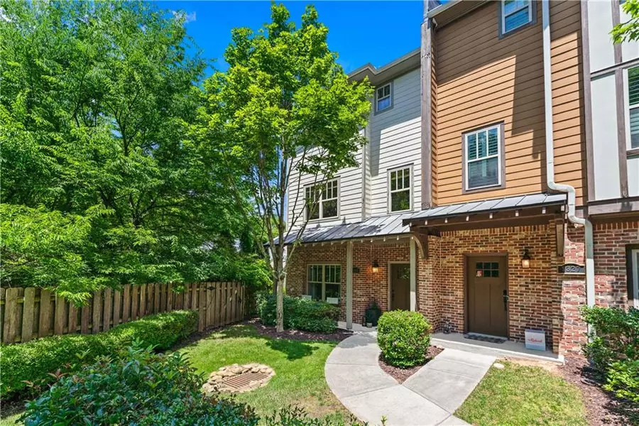 1325 Oakview RD, Decatur, GA 30030