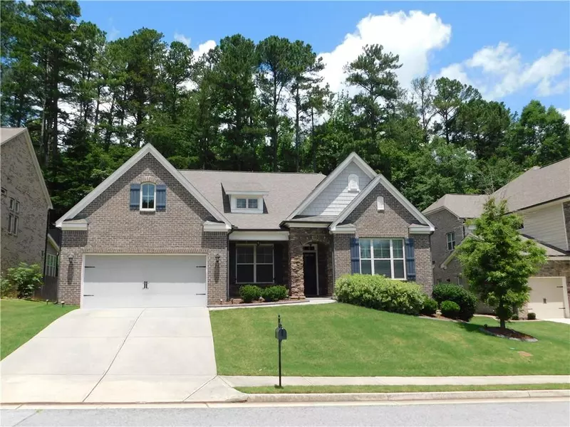 330 La Perla DR, Sugar Hill, GA 30518