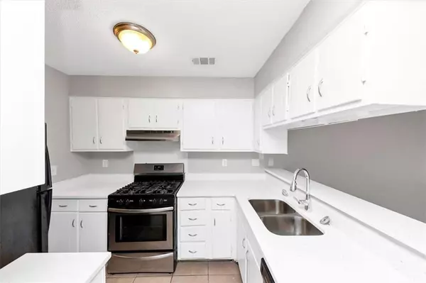 Stone Mountain, GA 30083,419 PRINCE OF WALES