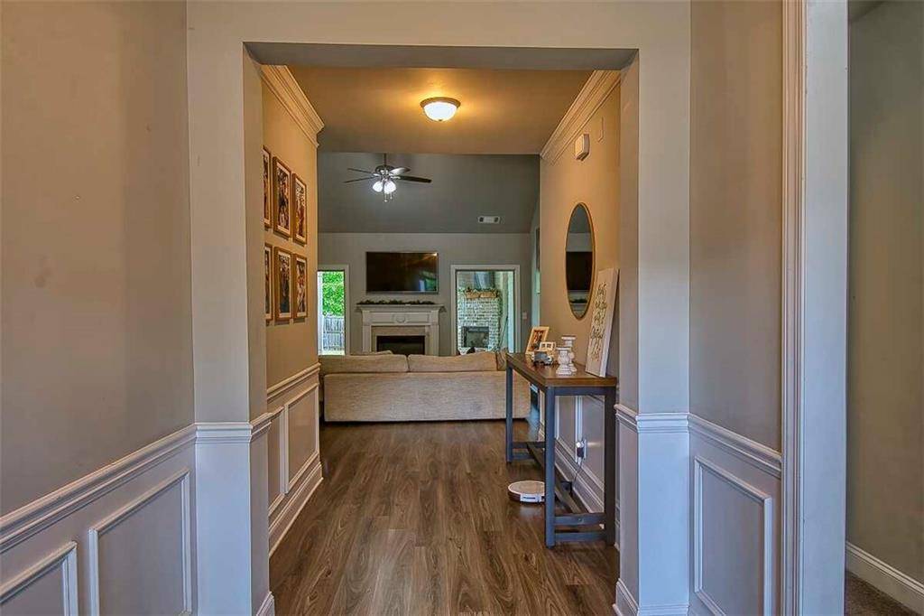 Hoschton, GA 30548,637 Cardigan DR