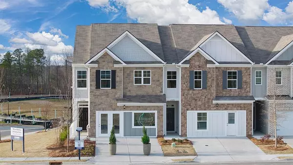 3131 Greyton DR, Buford, GA 30519