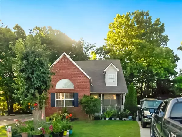 102 Pointe North DR, Cartersville, GA 30120