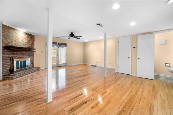 Marietta, GA 30067,1481 Bentley LN SE