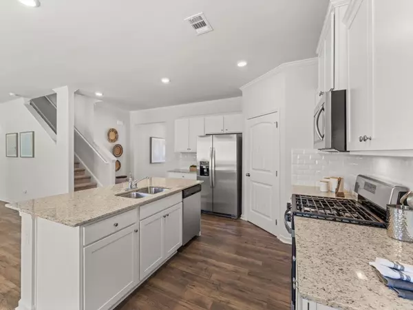 Cartersville, GA 30120,138 Landsdowne WAY