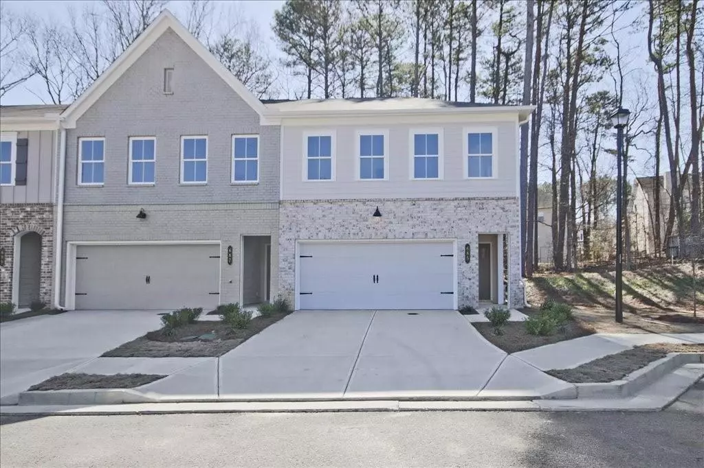 Lawrenceville, GA 30043,685 Sunstone LN