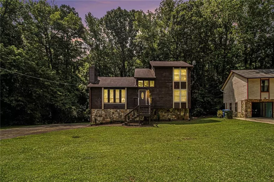 300 Twin Tendrils SW, Atlanta, GA 30331