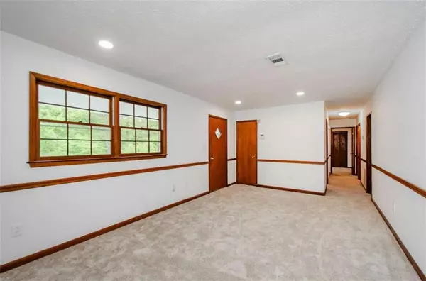 Stone Mountain, GA 30087,2923 Bicentennial DR
