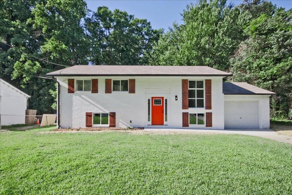 1349 Heather CIR, Riverdale, GA 30296