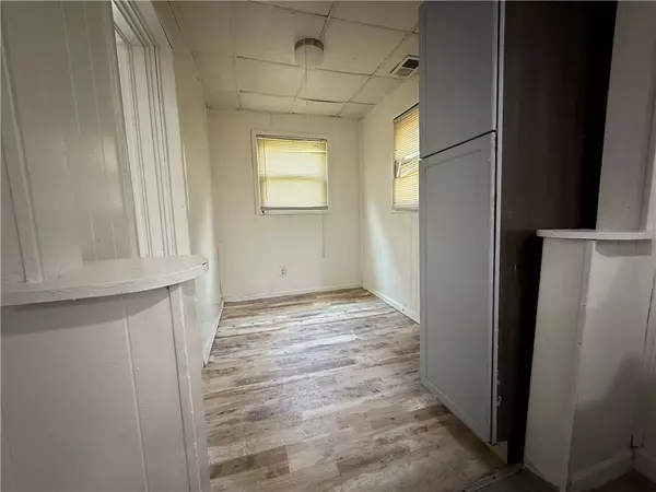 Atlanta, GA 30314,247 Whitaker CIR NW