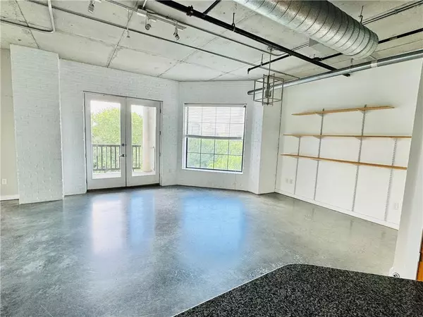 Atlanta, GA 30312,395 Central Park PL NE #610