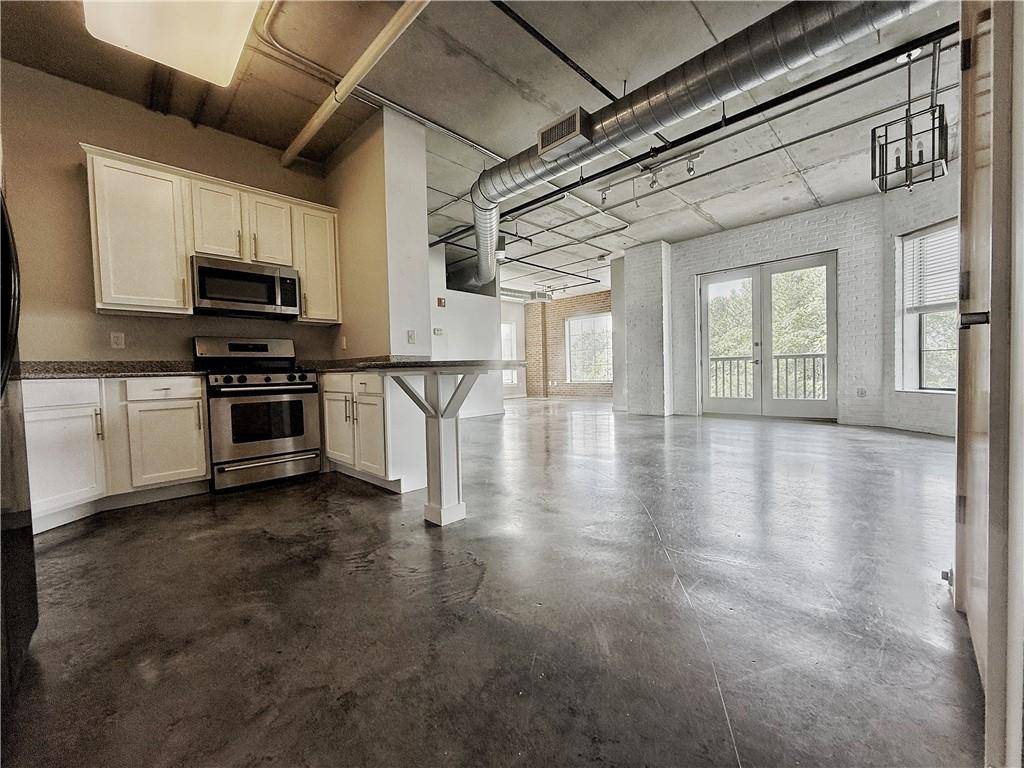 Atlanta, GA 30312,395 Central Park PL NE #610
