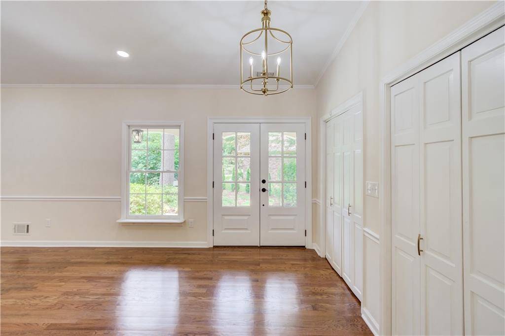 Sandy Springs, GA 30327,770 Crest Valley DR