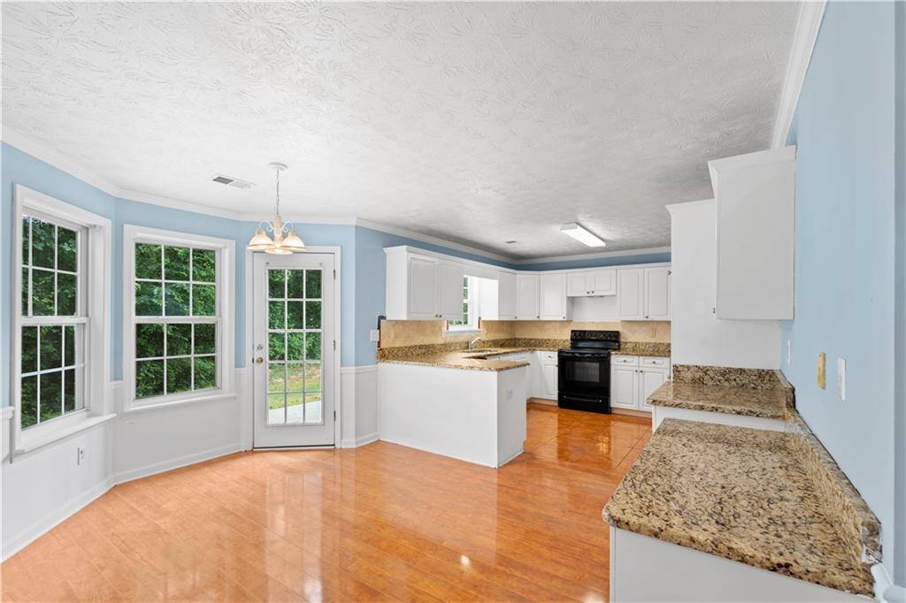 Loganville, GA 30052,504 Bradford Park CT