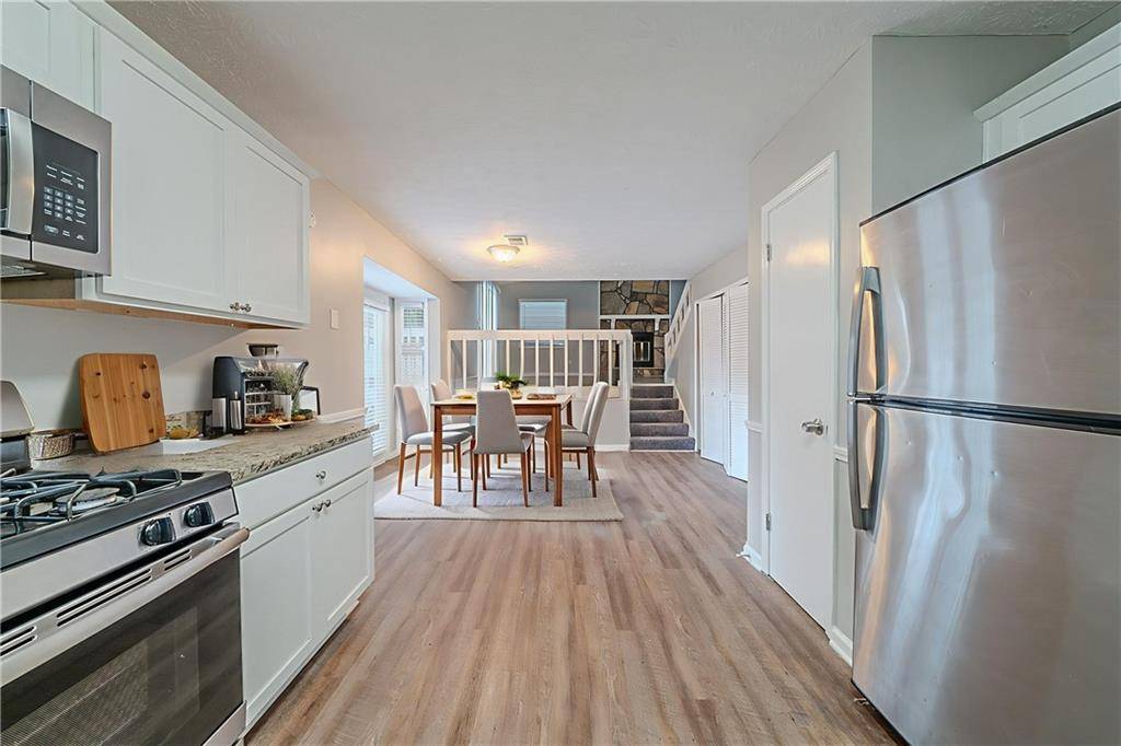 Stone Mountain, GA 30083,446 Jaywood DR