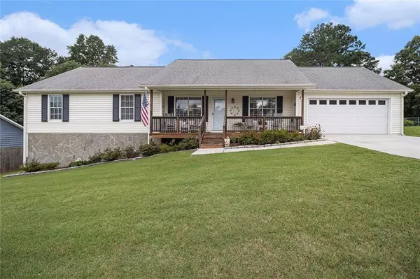 1250 Timber Walk DR, Loganville, GA 30052