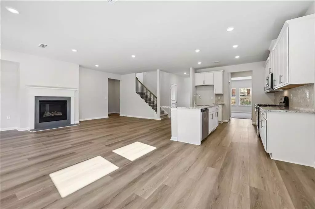 Grayson, GA 30017,193 Soseby Lake LN