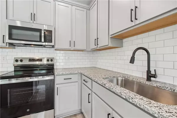 Cleveland, GA 30528,189 Jackson Heights