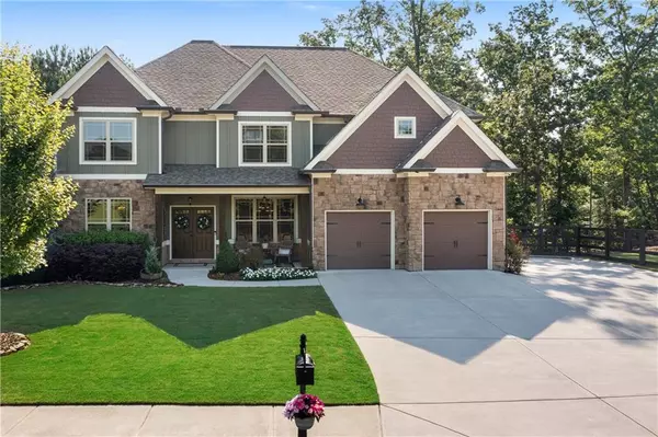 4 Bluff CT, Cartersville, GA 30120
