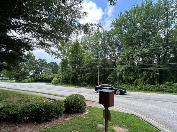 Loganville, GA 30052,3825 Oak Grove RD SW