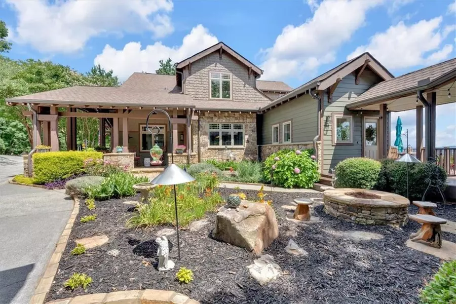 52 Waterside DR SE, Cartersville, GA 30121