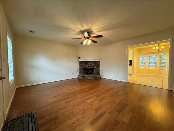 Canton, GA 30115,525 Cherokee Overlook CT