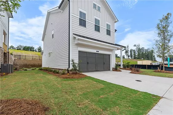 Cumming, GA 30040,651 Summitt Hill WAY