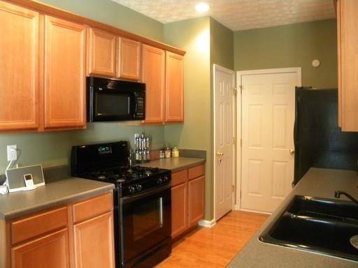 Scottdale, GA 30079,431 Lantern Wood DR