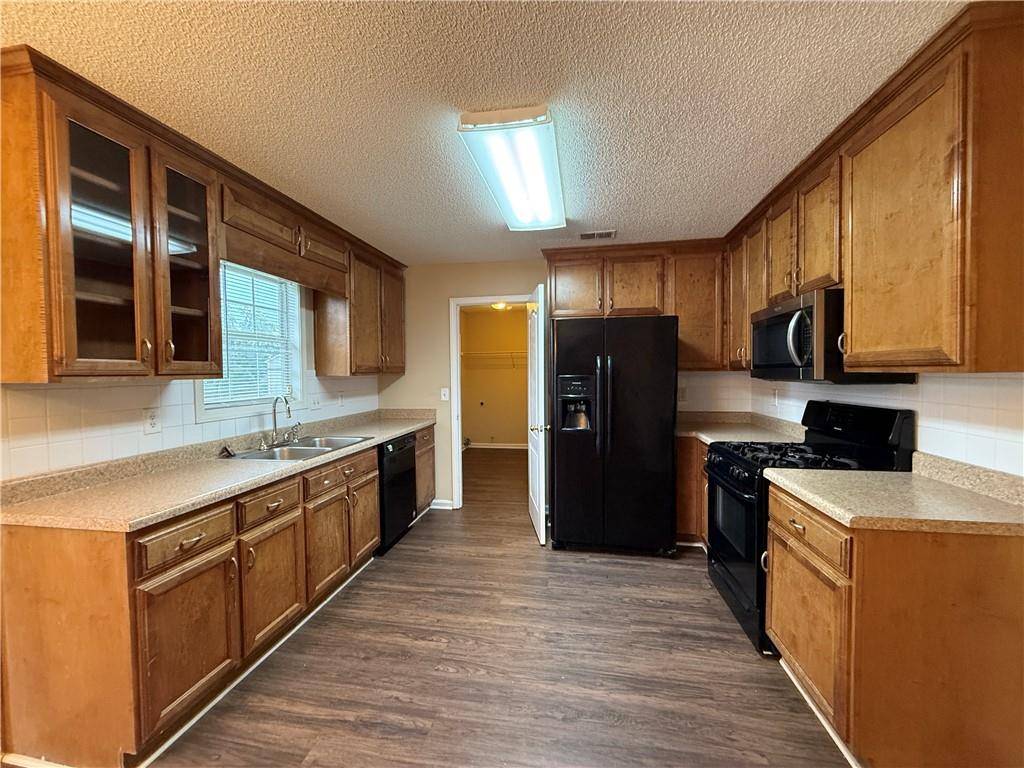 Mcdonough, GA 30252,5009 Yankee Doodle DR