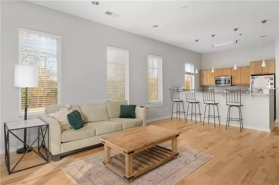 1430 Dresden DR NE #215, Atlanta, GA 30319