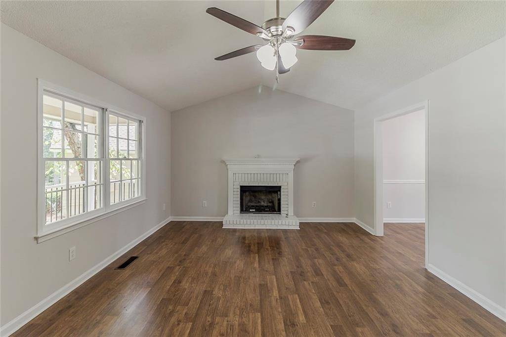 Acworth, GA 30101,3614 SPRING LEAF LN