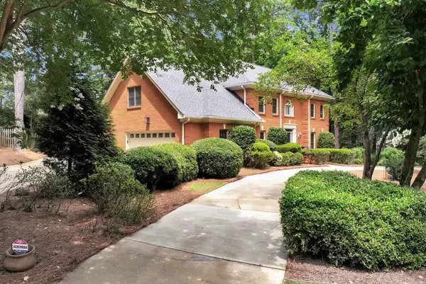 Roswell, GA 30076,1320 Northcliff TRCE