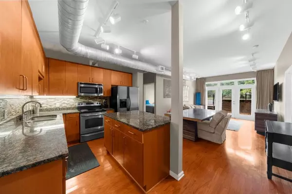 Chamblee, GA 30341,5300 Peachtree RD #1608