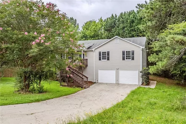 49 Sweetwater CT,  Powder Springs,  GA 30127