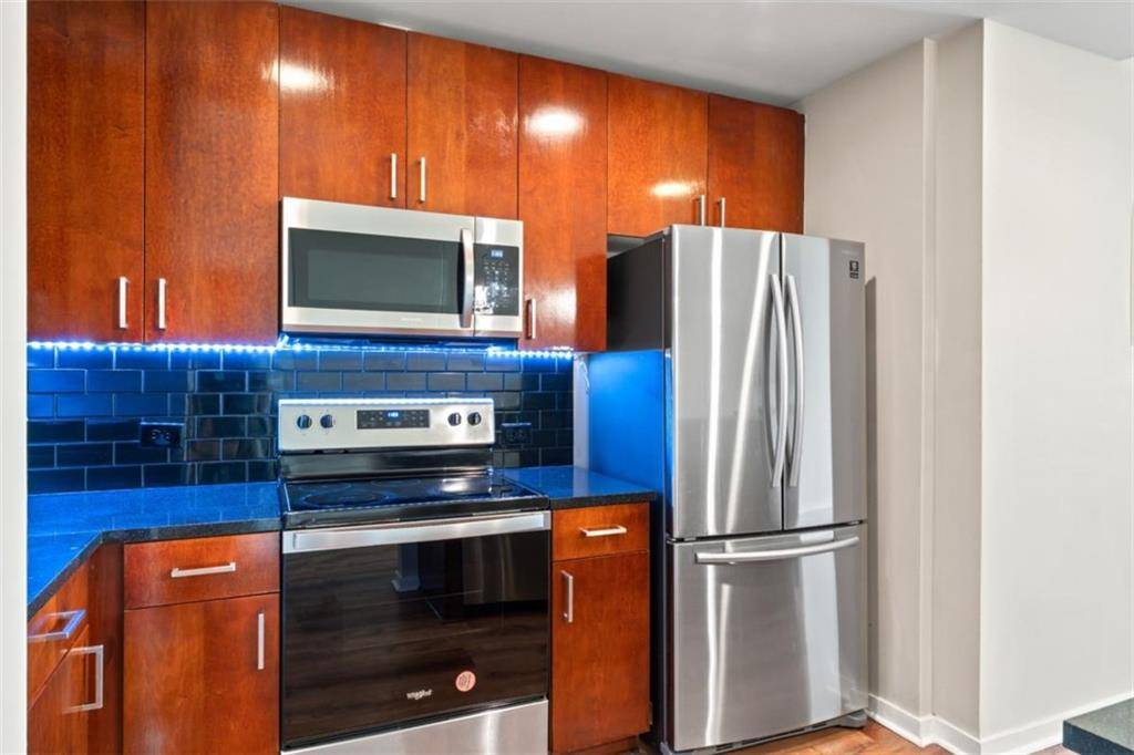 Atlanta, GA 30363,361 17th ST ##1021