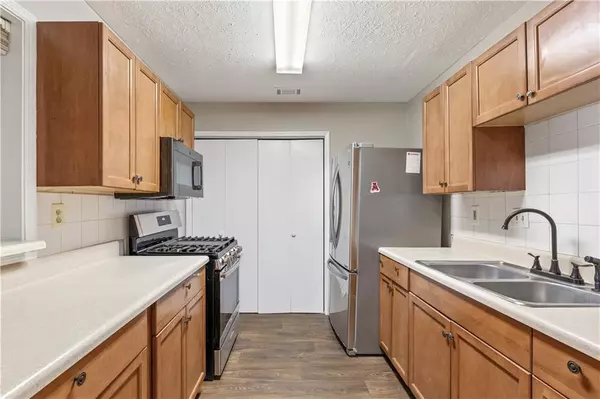 Clarkston, GA 30021,1362 Brockett PL