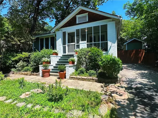 Atlanta, GA 30305,284 Lakeview AVE NE