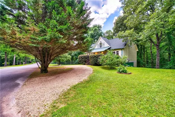 Ellijay, GA 30540,279 Gartrell ST