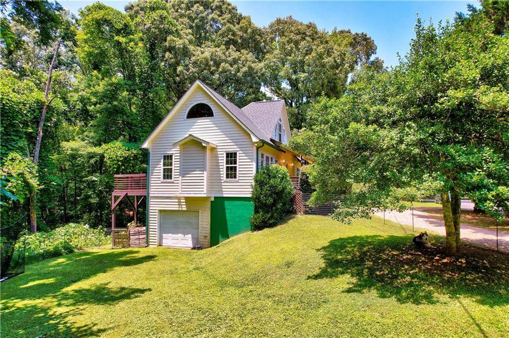 Ellijay, GA 30540,279 Gartrell ST