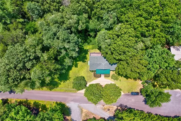 Ellijay, GA 30540,279 Gartrell ST