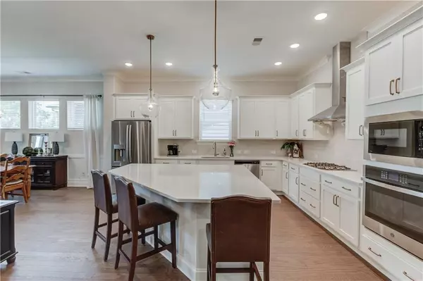 Flowery Branch, GA 30542,6817 Bungalow RD