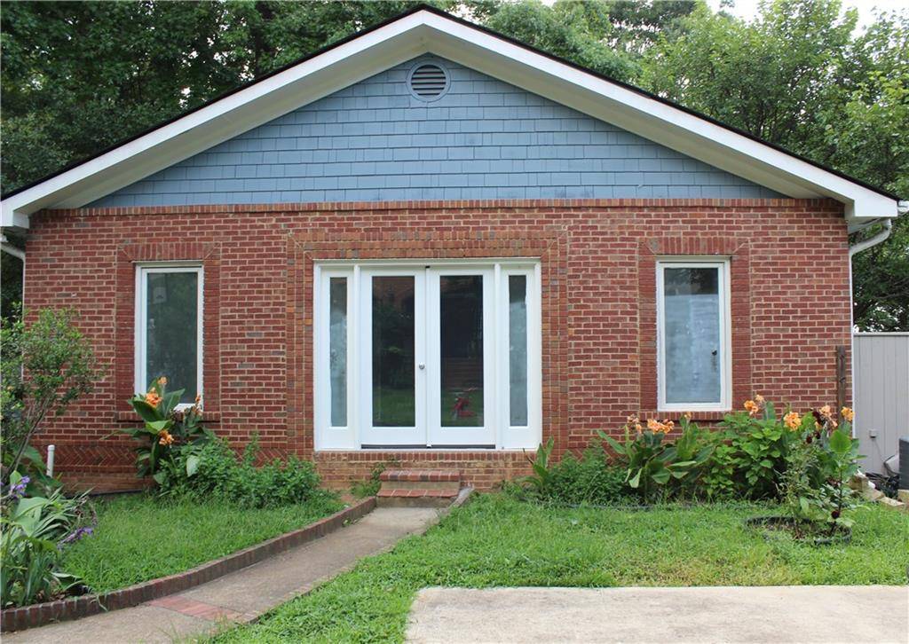 1124 Center ST NW #REAR APARTMENT, Atlanta, GA 30318