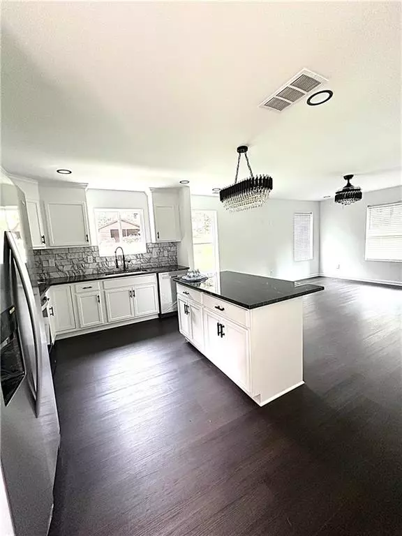 Stockbridge, GA 30281,110 WILDWOOD DR